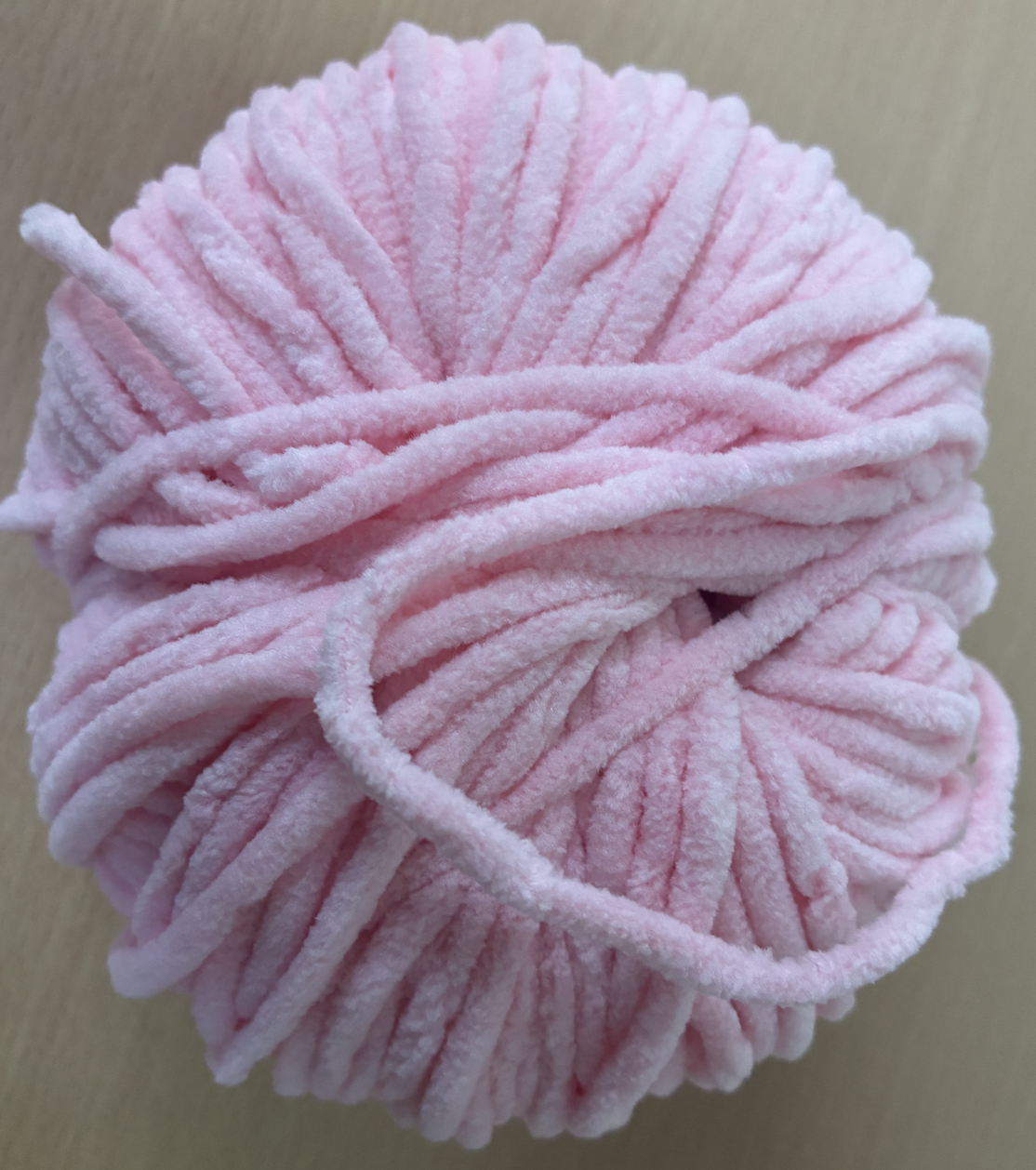 Read more about the article Chenille Yarn